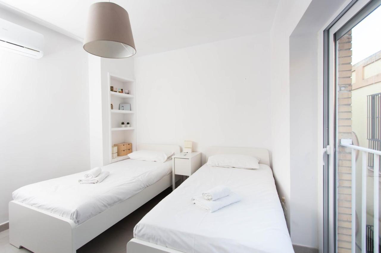 Duplex Penthouse With Terrace By Thegoodtourist Apartment Seville Exterior photo